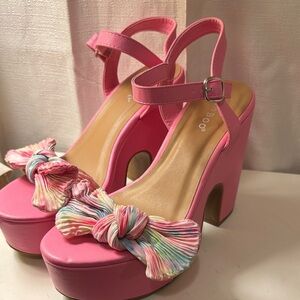 Bamboo Vibrant Pink Platform Heels with Multicolor Bow